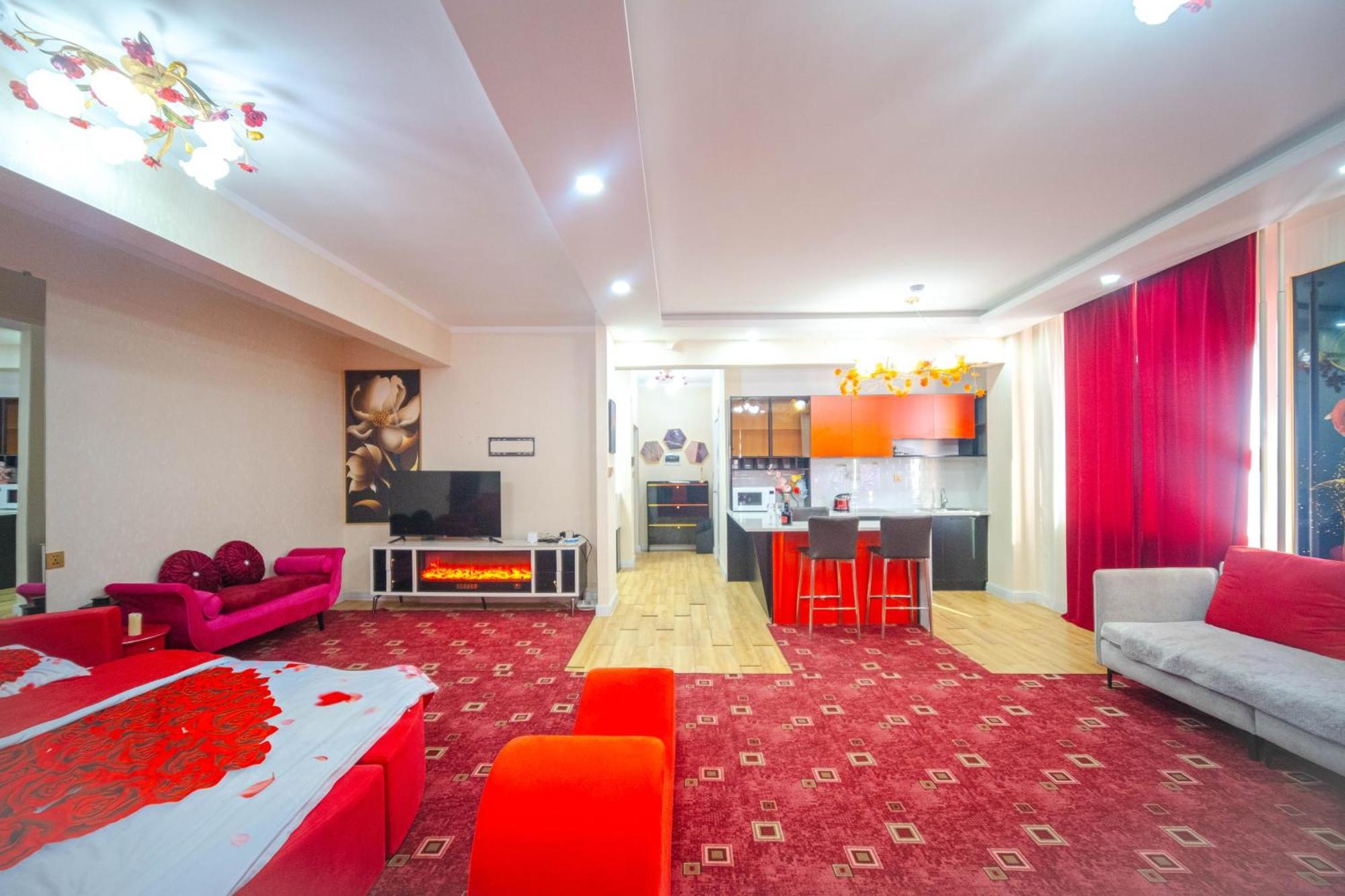 Eagle Town Serviced Apartment Улан-Батор Экстерьер фото