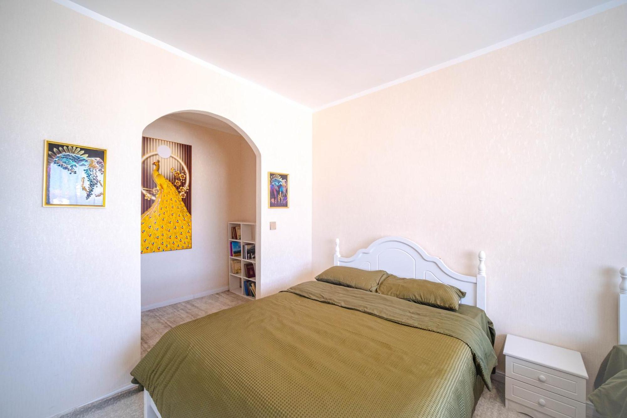 Eagle Town Serviced Apartment Улан-Батор Экстерьер фото