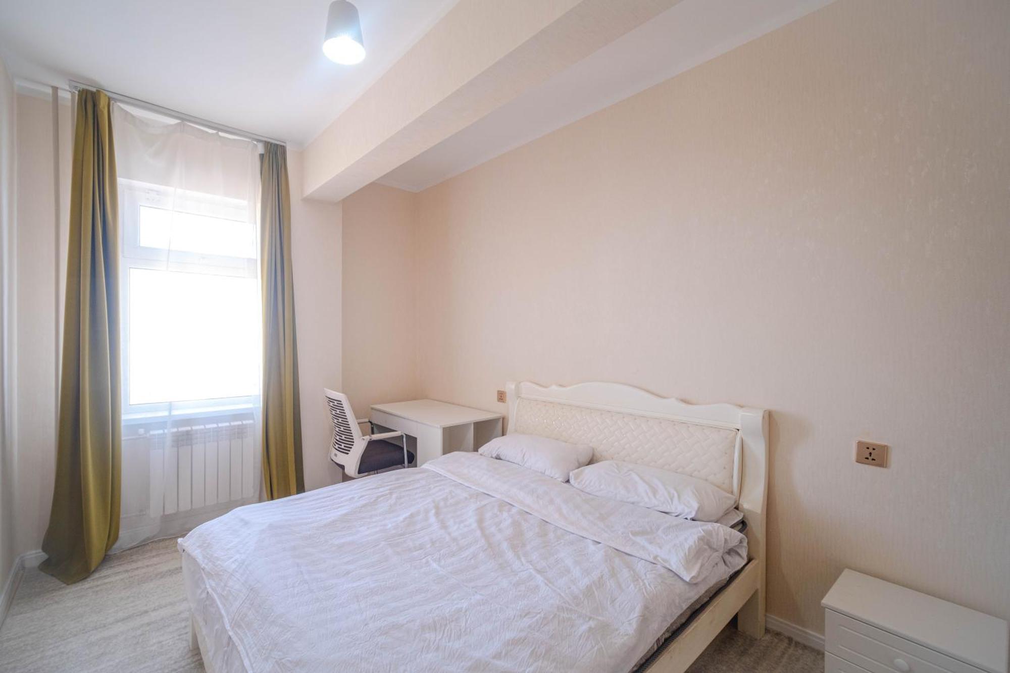 Eagle Town Serviced Apartment Улан-Батор Экстерьер фото