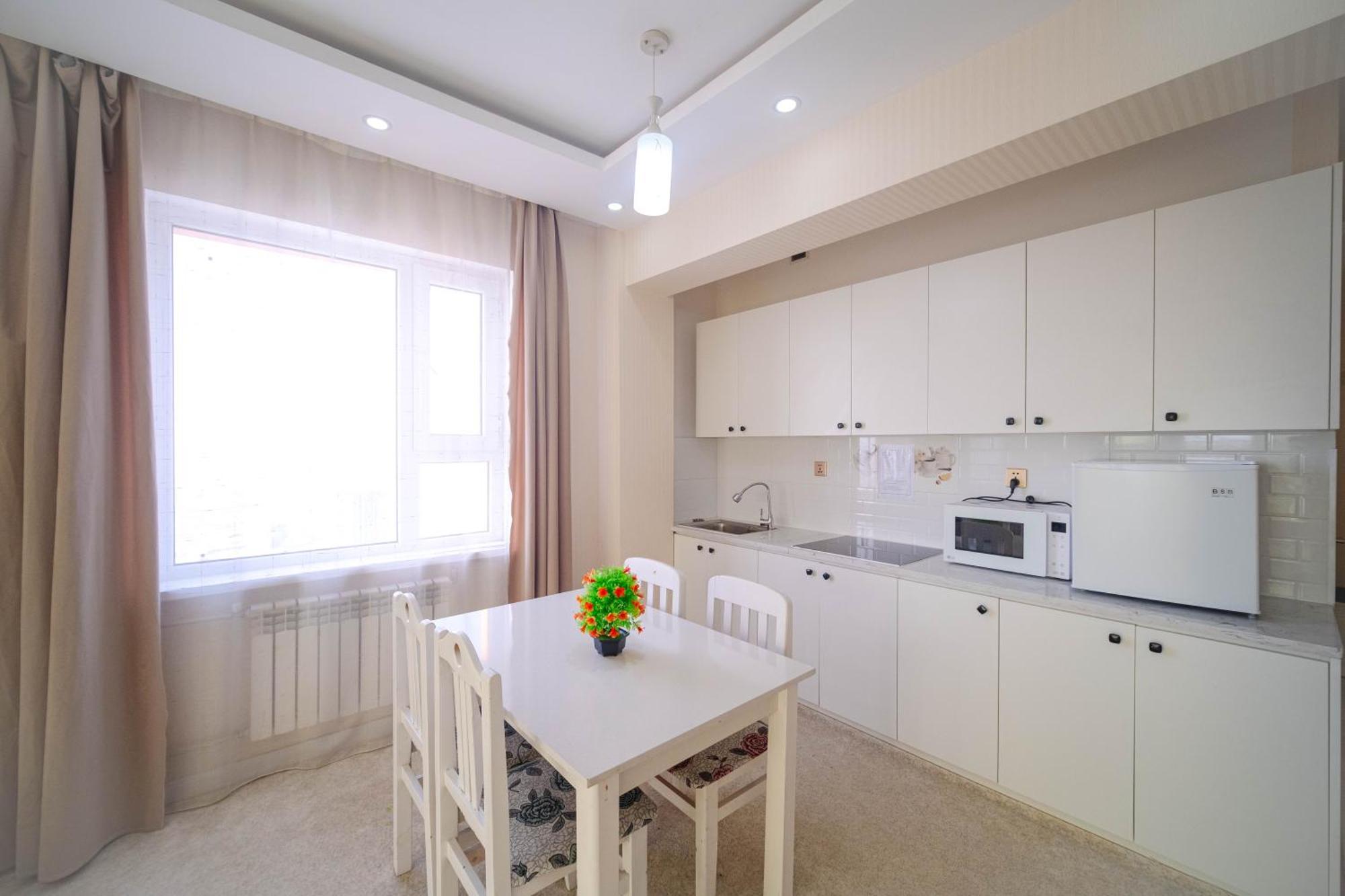 Eagle Town Serviced Apartment Улан-Батор Экстерьер фото