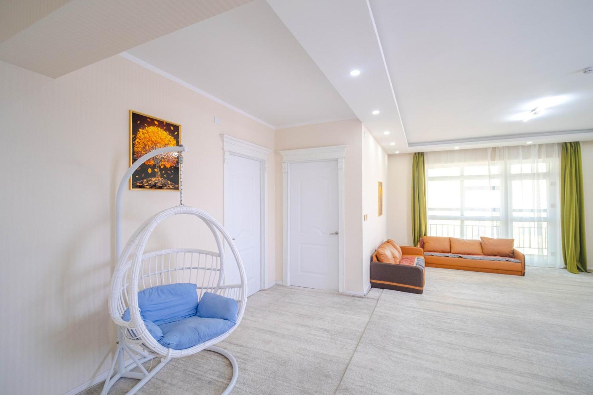 Eagle Town Serviced Apartment Улан-Батор Экстерьер фото